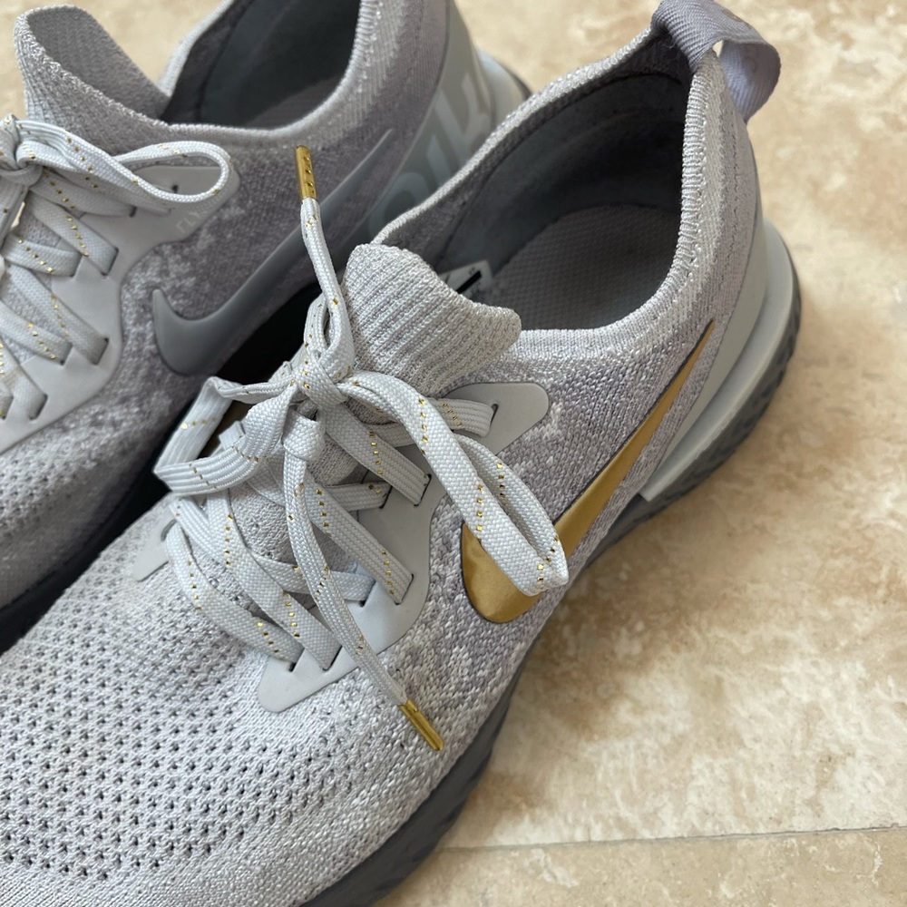 Nike epic sneakers